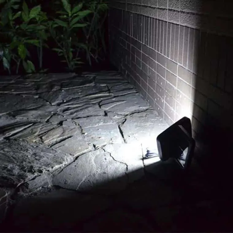 LED-lampe svart (kvadrat) med bevegelsessensor - Solar | Luvikno