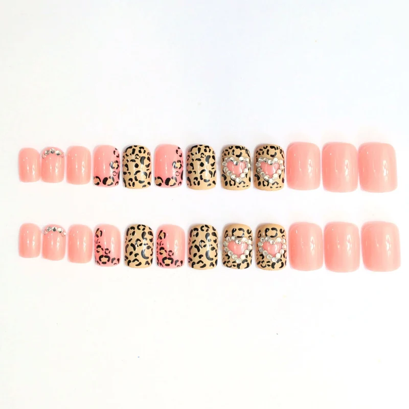 Stylish Leopard Print Nail Art Stornfield