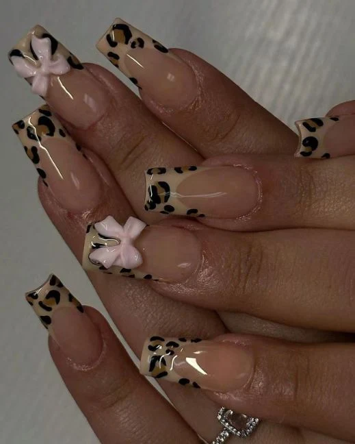 Stylish Leopard Print Acrylic Nail Extensions Stornfield