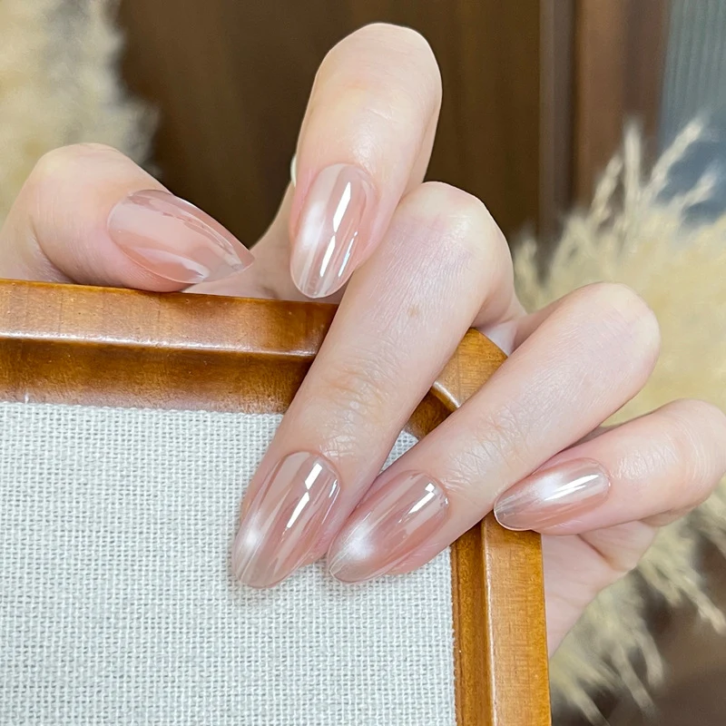 Elegante Nagelkunst Press-On Nägel Karnz