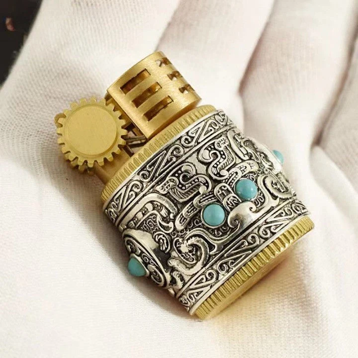 Retro Armor Mini Kerosene Lighter | Luvikno