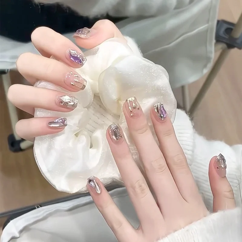 Natural Almond-Shaped Press-On Nails Stornfield
