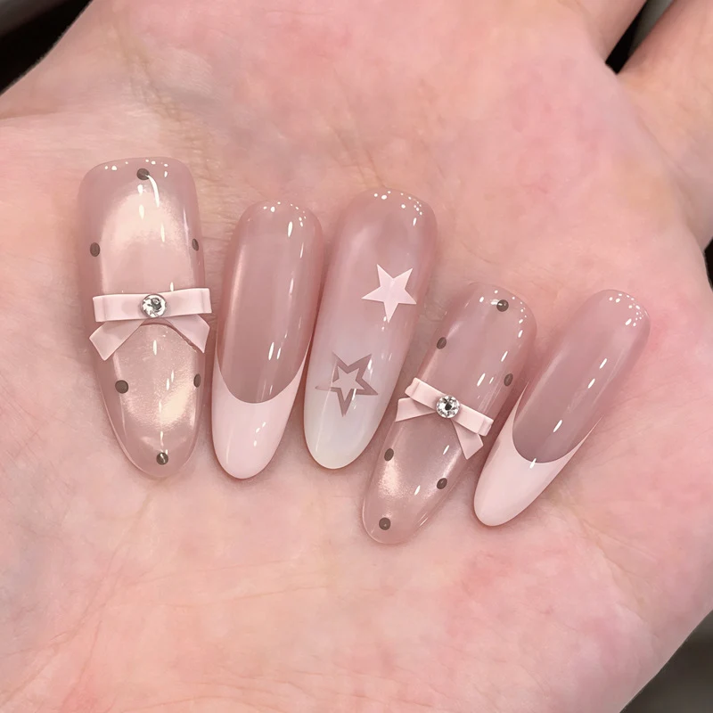 Modern Elegant Press-On Nail Set Stornfield