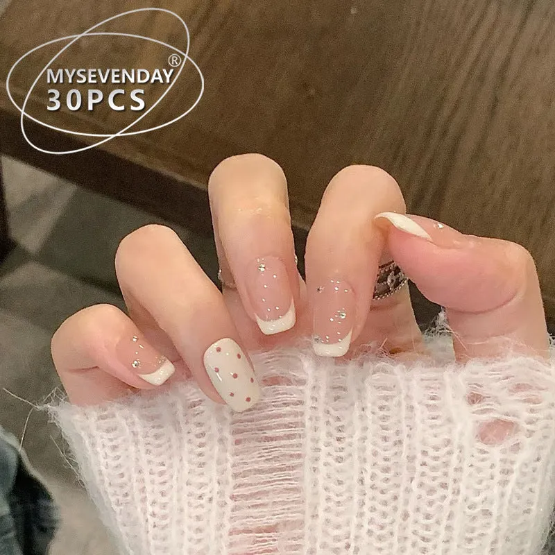 Luxury Press-On Nail Set with Rhinestone Accents Stornfield