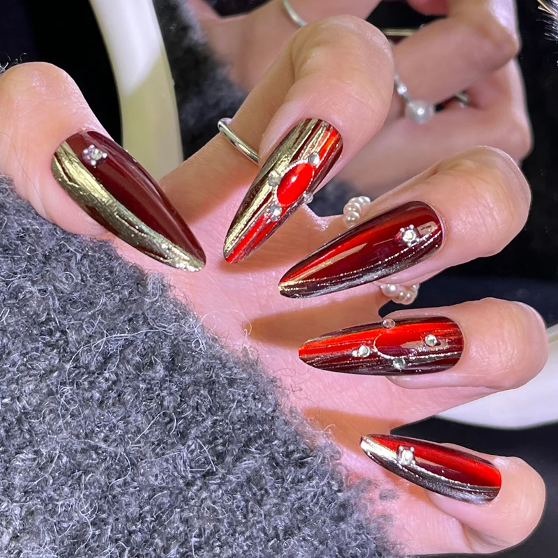 Luxury Press-On Nail Set with Glitter Accent Stornfield