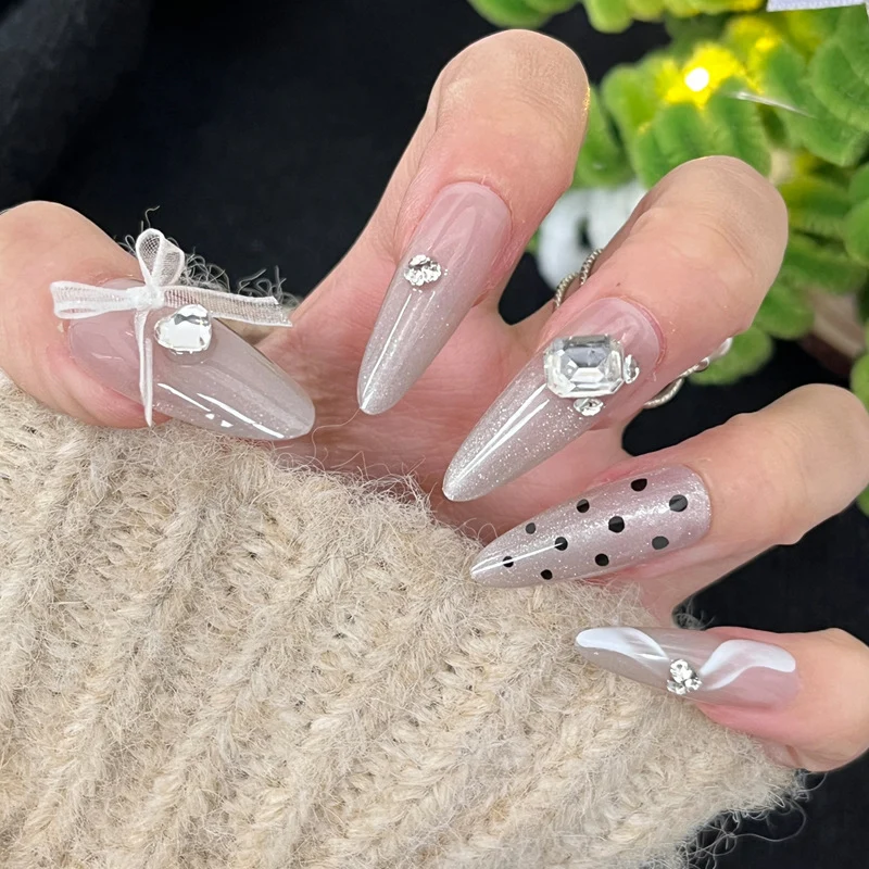 Luxury Press-On Nail Set with Glitter Accent Stornfield