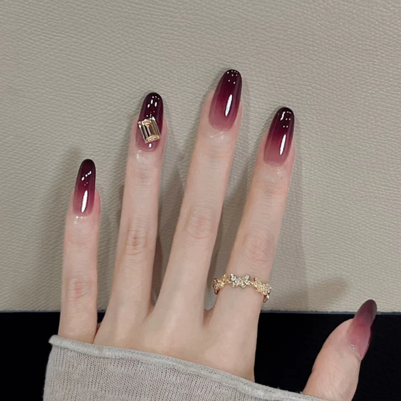 Luxe Ombre Press-On Nails Stornfield