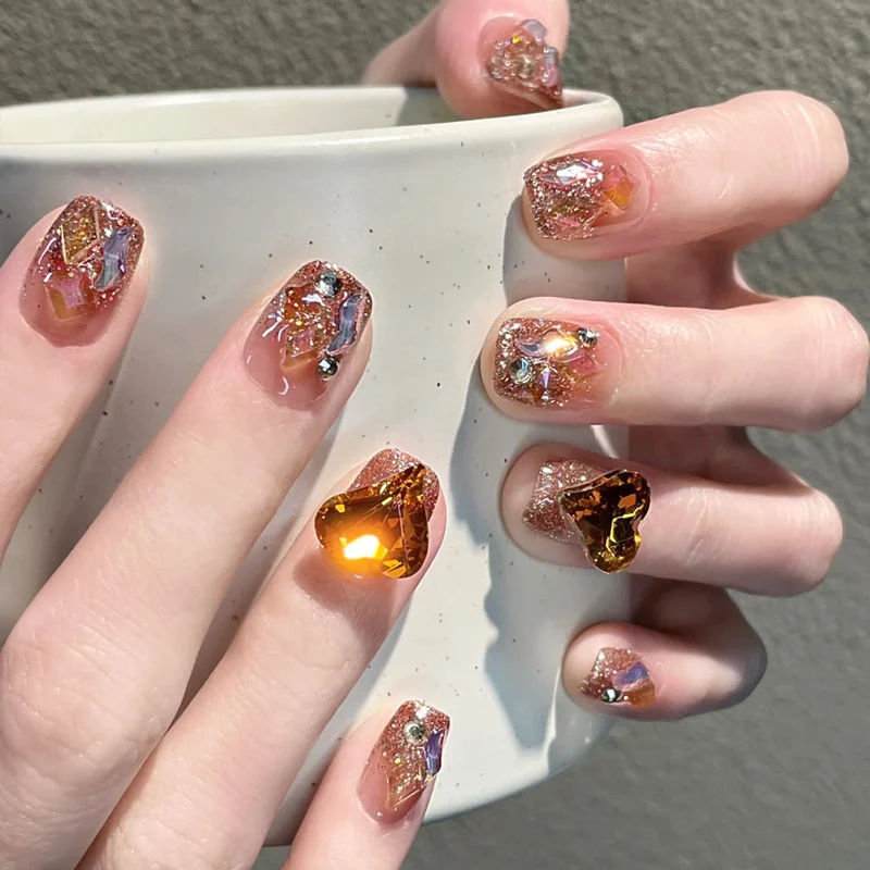 Iridescent Press-On Nail Set Stornfield