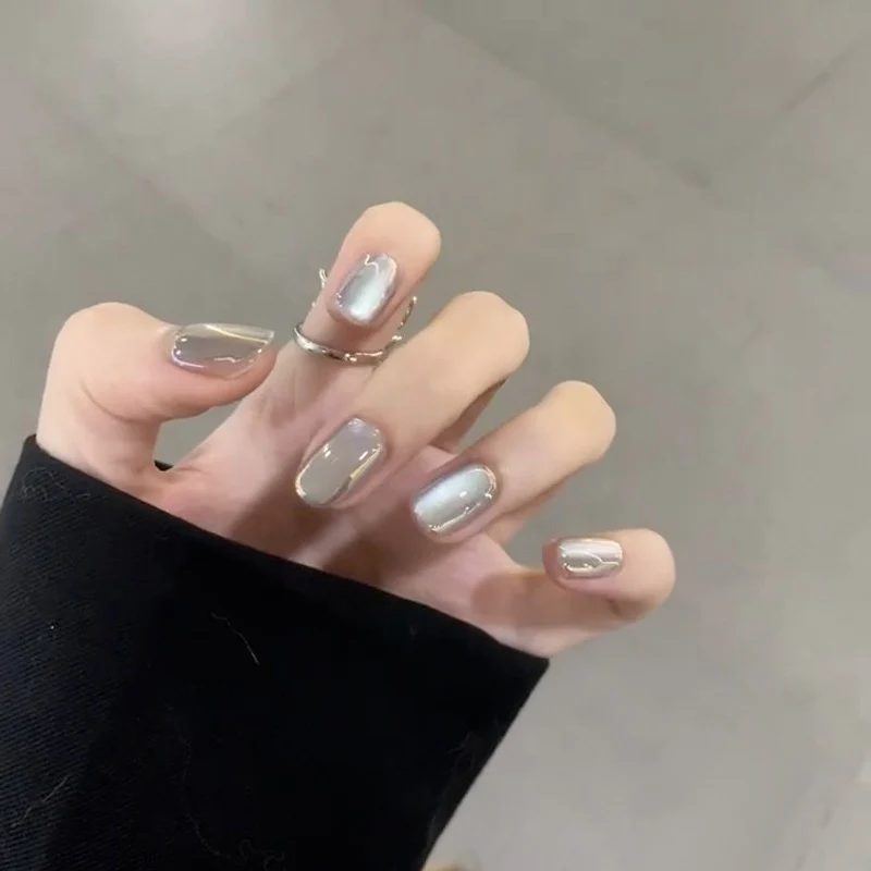 High-Quality Transparent Press-On Nail Set Stornfield