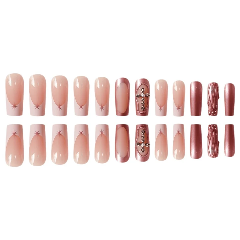 Luxuriöse Nagelkunstverlängerungen Karnz