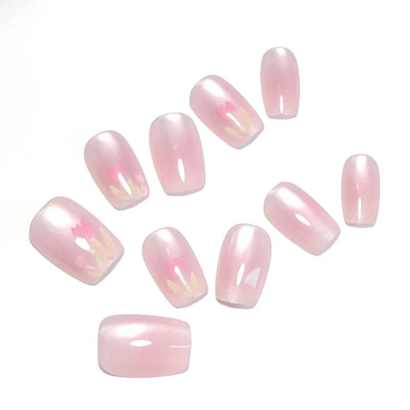 Artificial nail art with floral decorations Stornfield