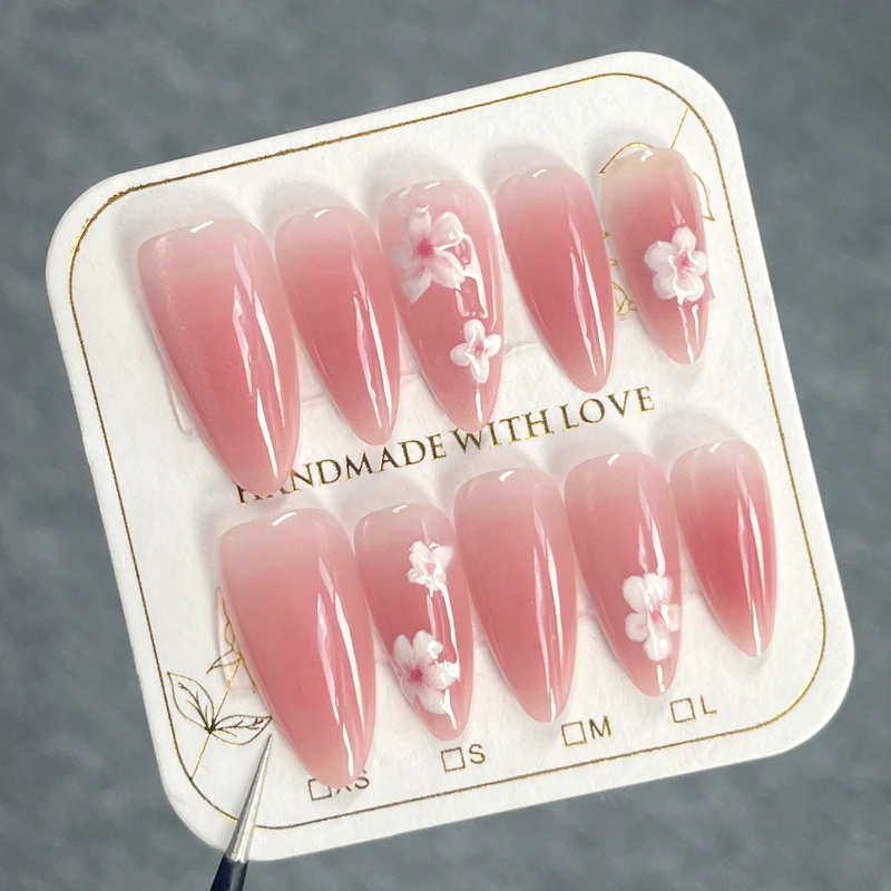 Artificial nail art with floral design Stornfield