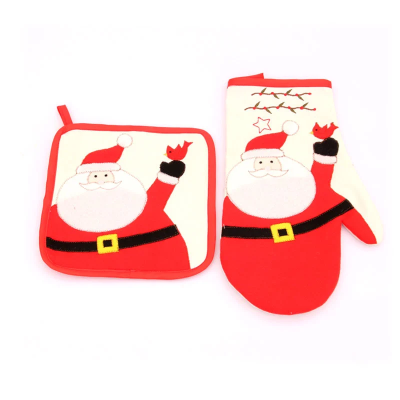 Santa-Themed Oven Mitts Stornfield