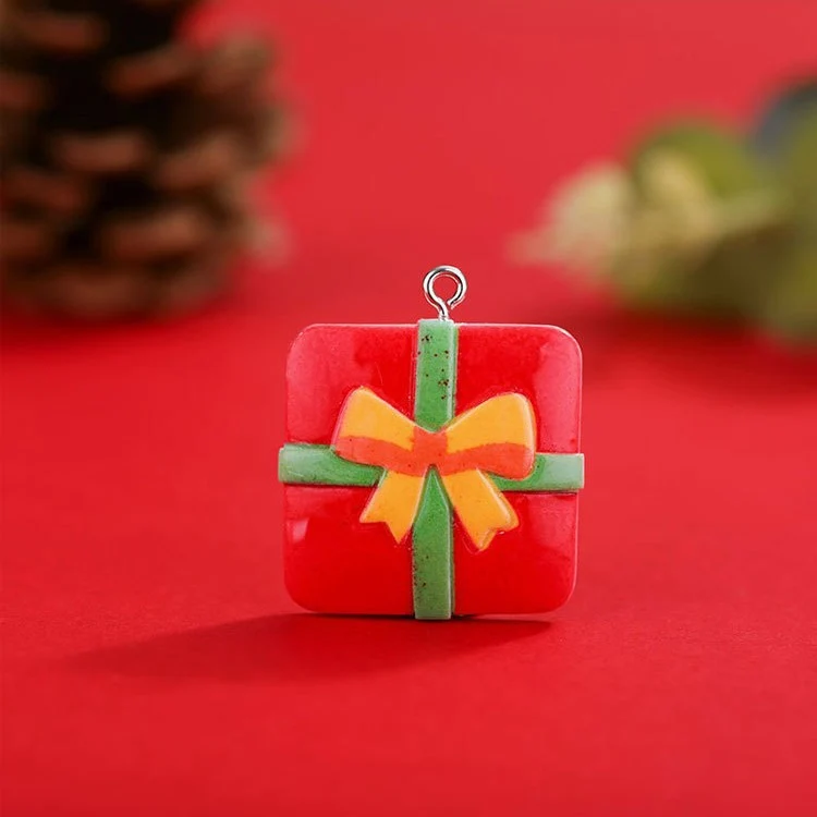 Santa-Themed Decorative Charm Stornfield