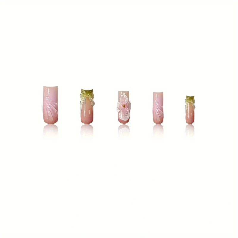 Künstlerisches Floral Acryl Nageldesign Karnz