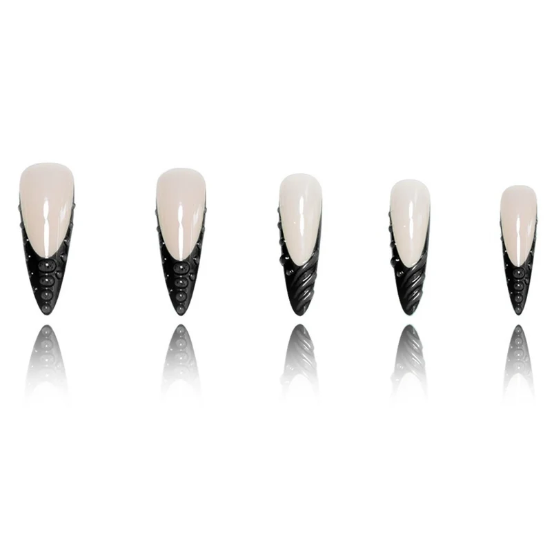 3D Sculpted Stiletto-Nagelverzierungen Karnz
