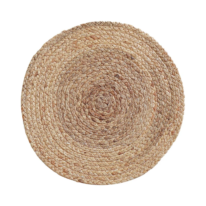 Rundteppich aus geflochtener Jute mit spiralförmiger Struktur und flacher Webung Karnz