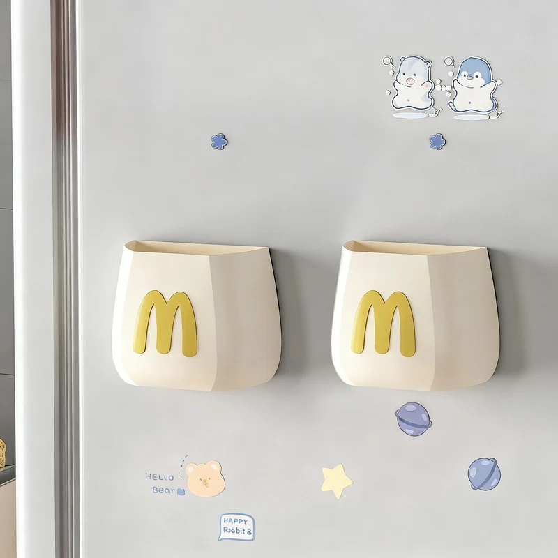 Magnetic closure clips for food bags