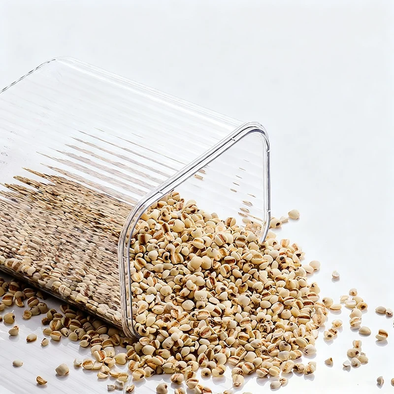 Airtight plastic containers for food