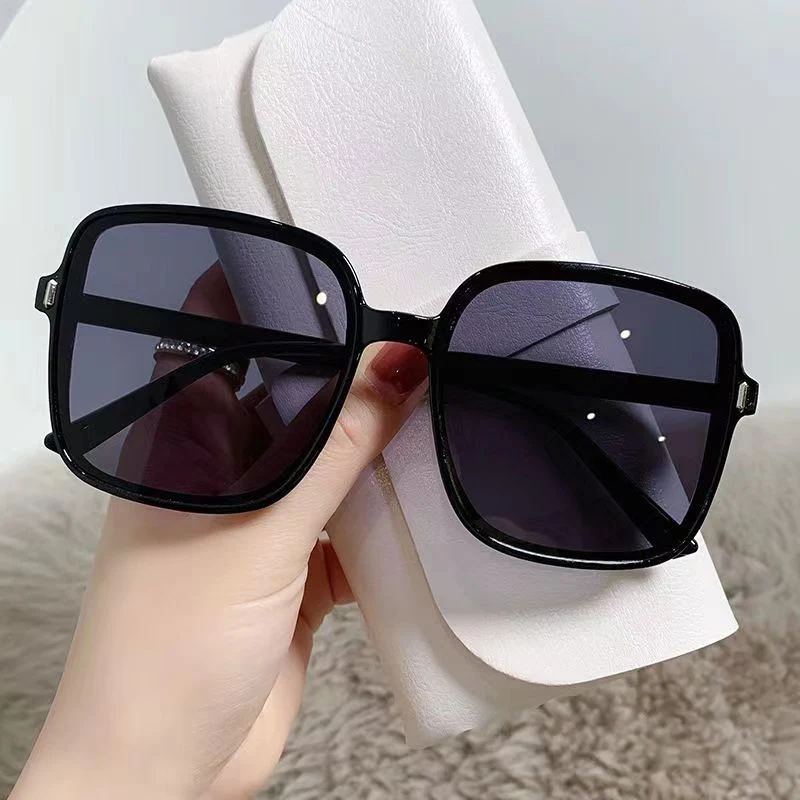 Dame kvadratisk oversized solbrille med integrert UV-beskyttelse Luvikno