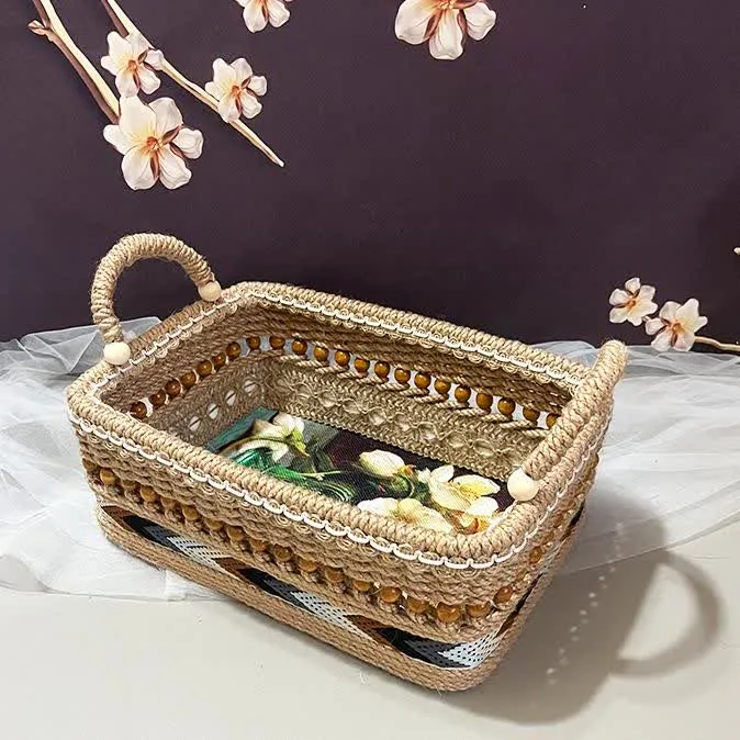 Funktioneller Aufbewahrungskorb mit Blumenmuster für den Tisch