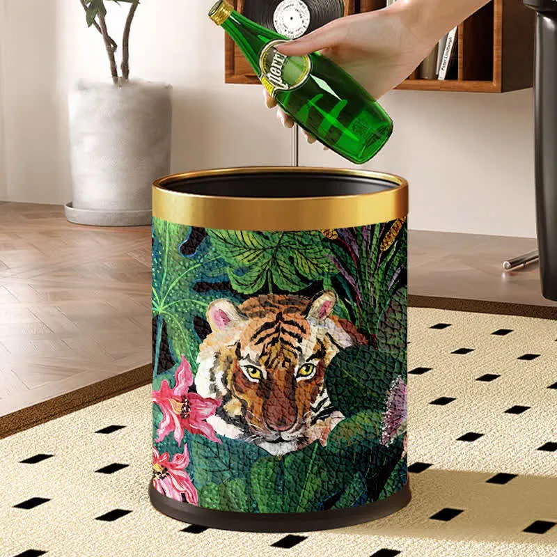 Robuster Mülleimer aus Leder von Forest Tiger