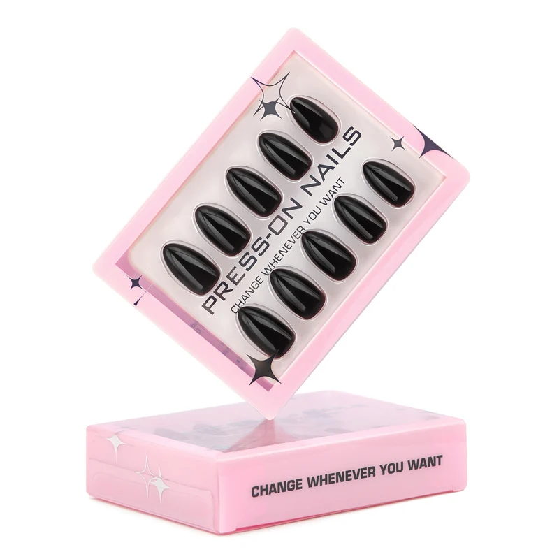 Künstliche Nagelverlängerungen mit elegantem Design Karnz