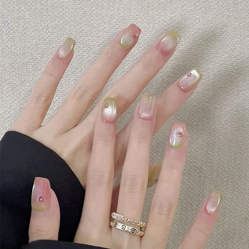 Elegant Gradient Press-On Nails with Rhinestone Accents Stornfield