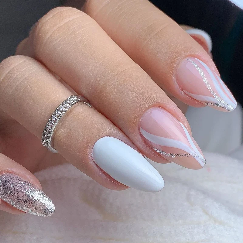 Elegant Geometric Design Press-On Nails Stornfield