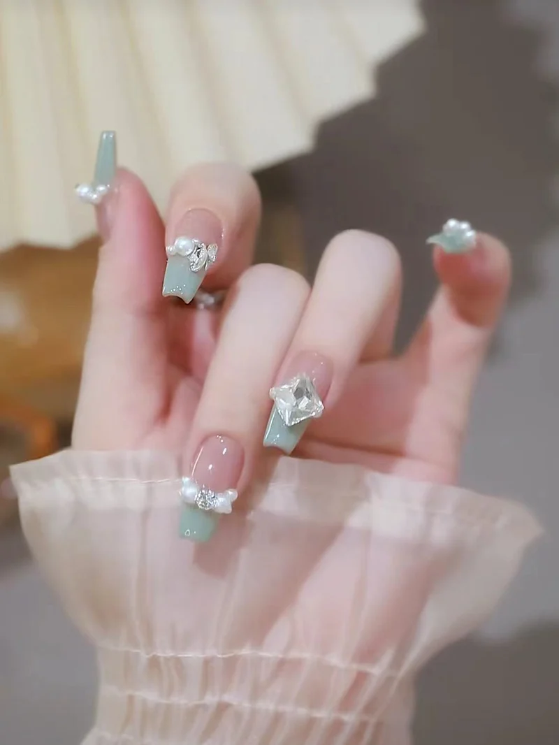 Elegant Gel Press-On Nails with Rhinestone and Glitter Accents Stornfield