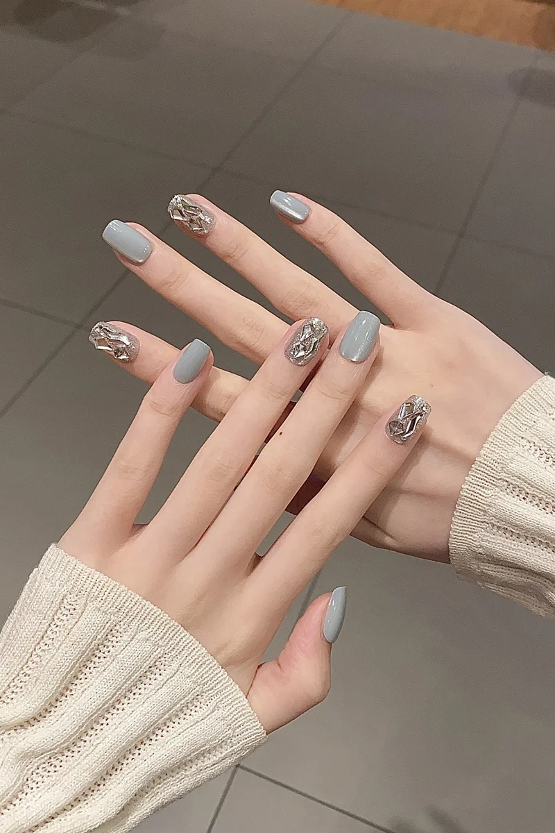 Elegant Gel Press-On Nails with Rhinestone and Glitter Accents Stornfield