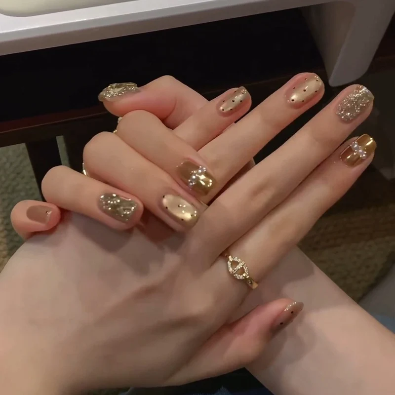Elegant Gel Press-On Nail Set Stornfield