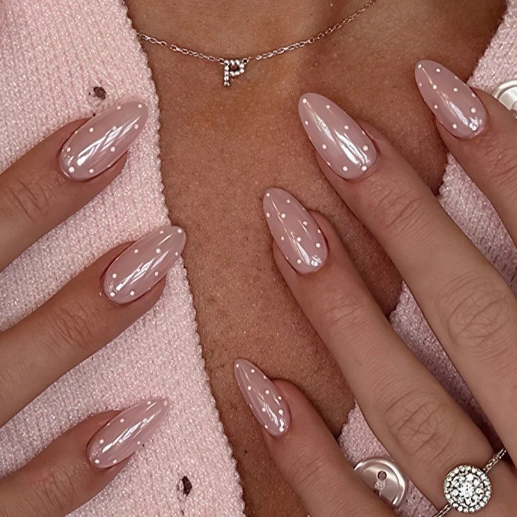 Elegant Gel Nail Art Set with Polka Dot Design Stornfield