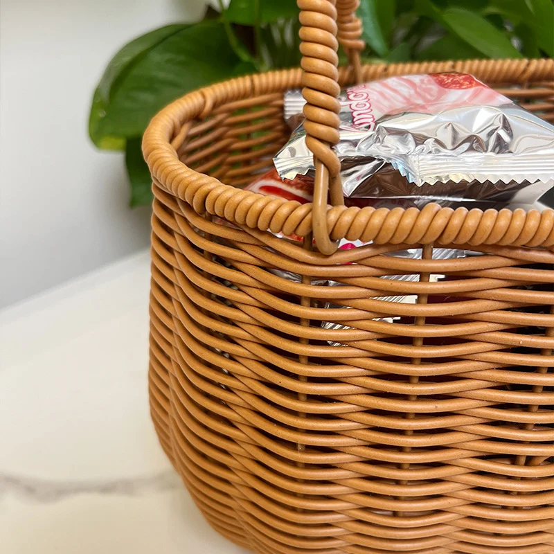 Woven Straw Tote Stornfield