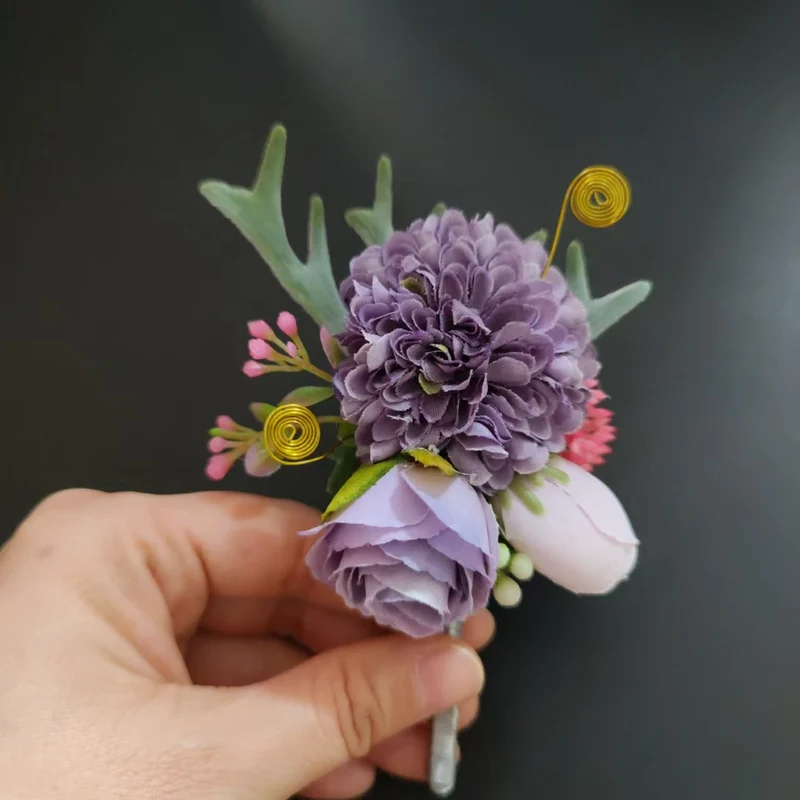 Stylische Blumen Corsage