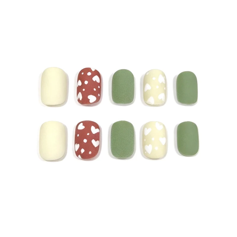 Artistic Heart-Embellished Nail Art Set Stornfield