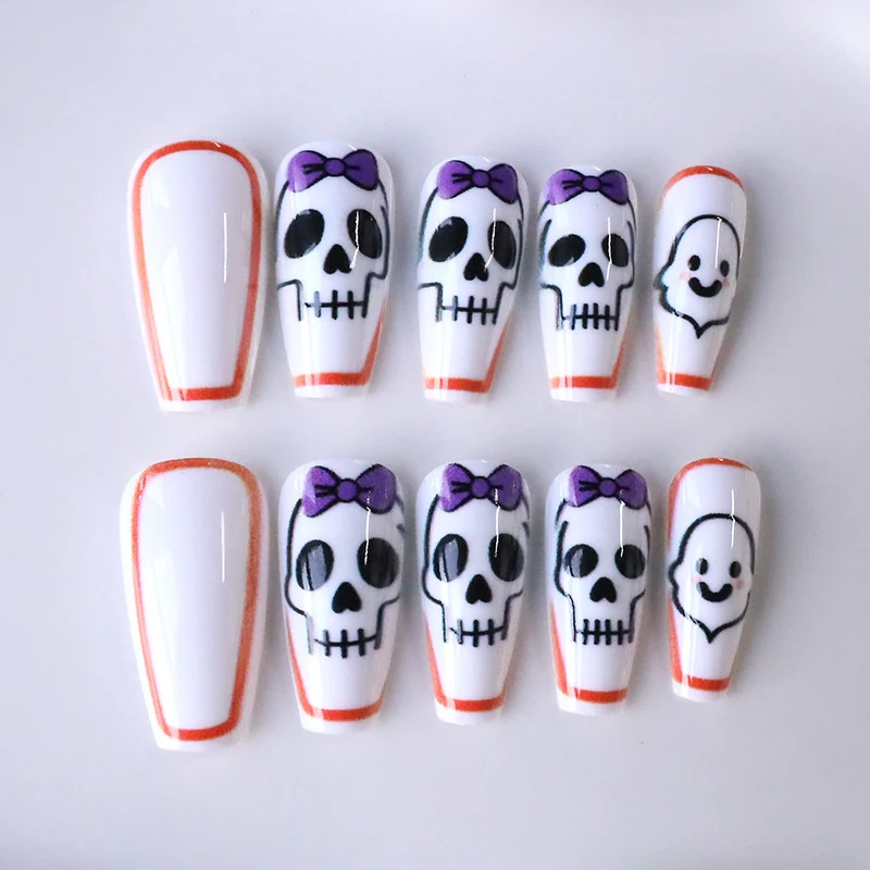 Artistic Halloween-Themed Nail Art Extensions Stornfield