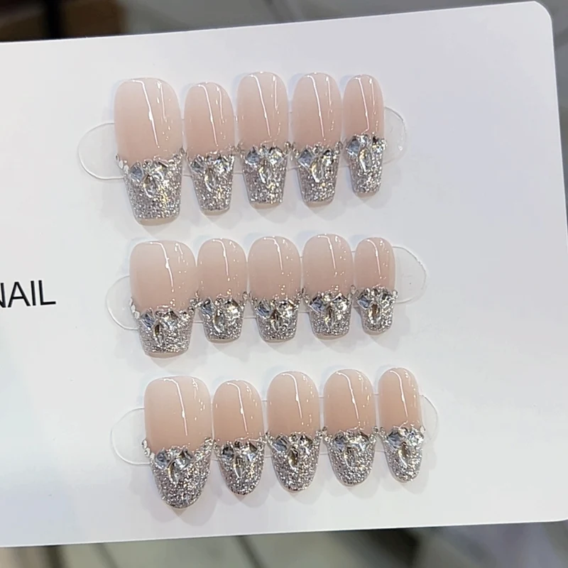 Elaborate Press-On Nail Set Stornfield