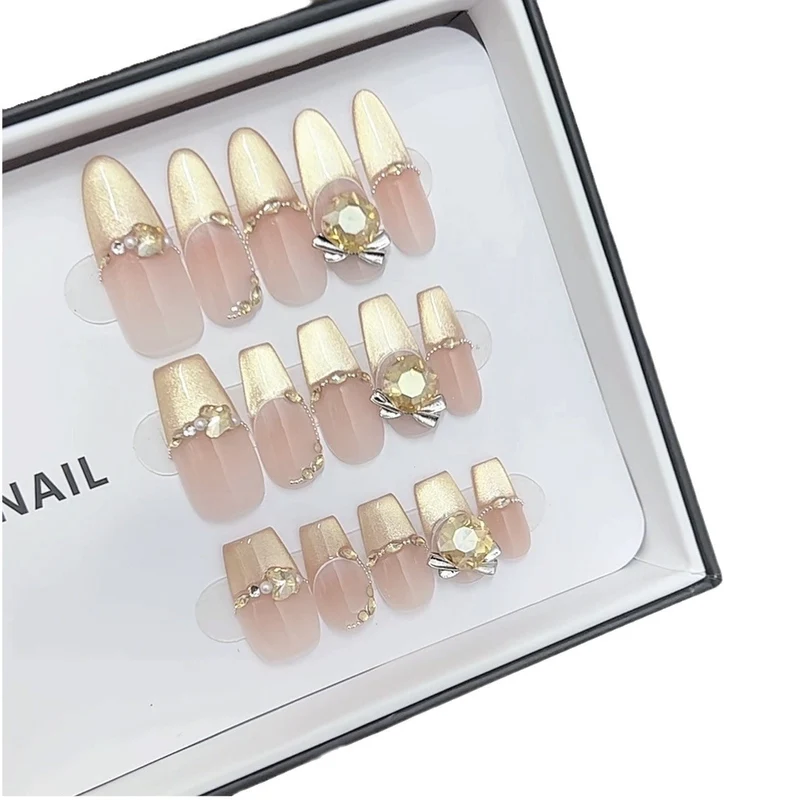 Decorative Rhinestone-Embellished Press-On Nails Stornfield