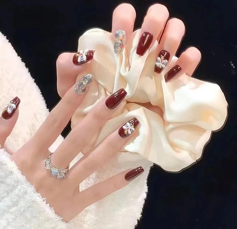Decorative Press-On Nails with Gemstone and Glitter Accents Stornfield