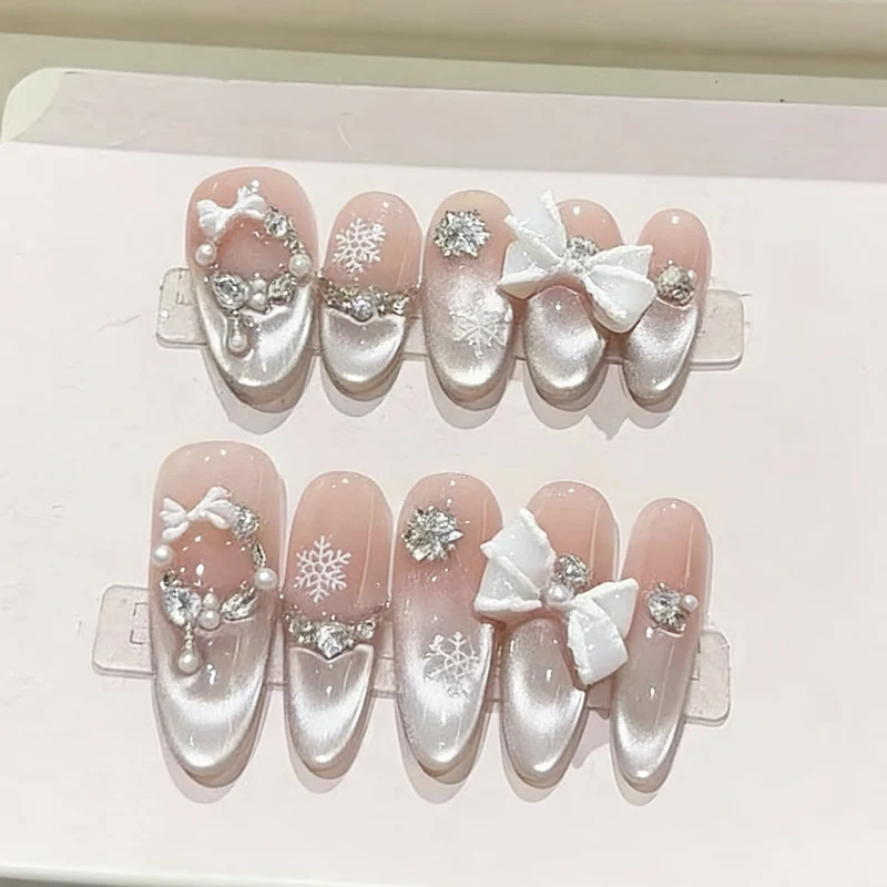 Decorative Press-On Nail Art Set with Snowflake and Bow Accents Stornfield