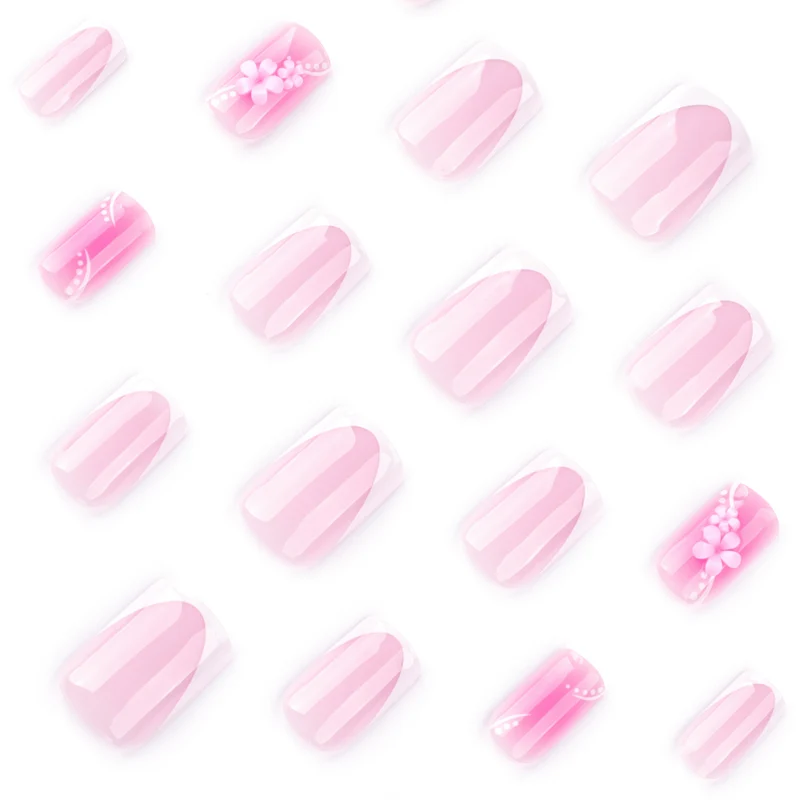 Artfully decorated gel nails Stornfield