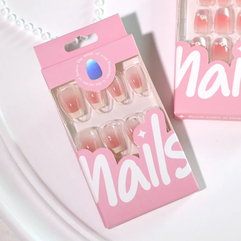 Artificial nails with elegant French tip Stornfield