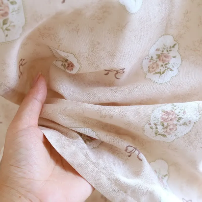 Kimono-Bademantel aus Baumwolle mit gerahmter Rose und Schleife