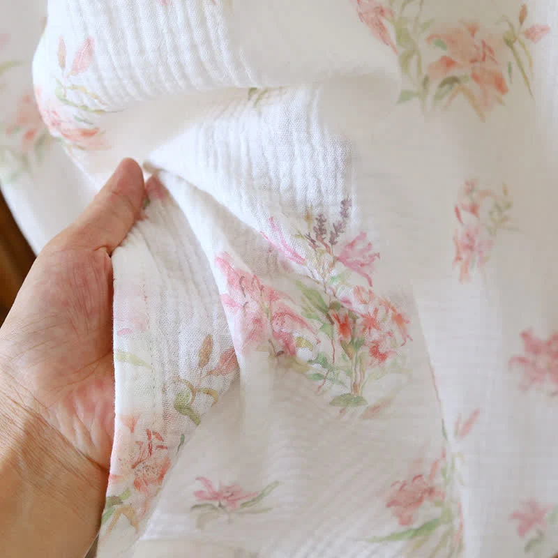 Kimono-Bademantel aus reiner Baumwolle mit rosa Blumenmuster