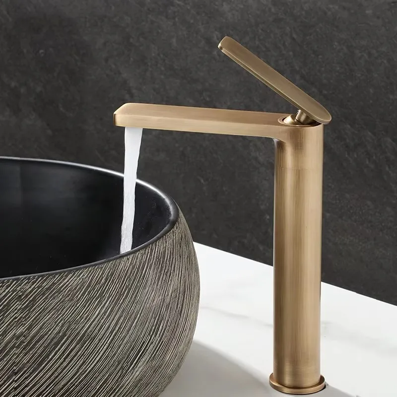 AquaVint Wasserfall Waschtischarmatur