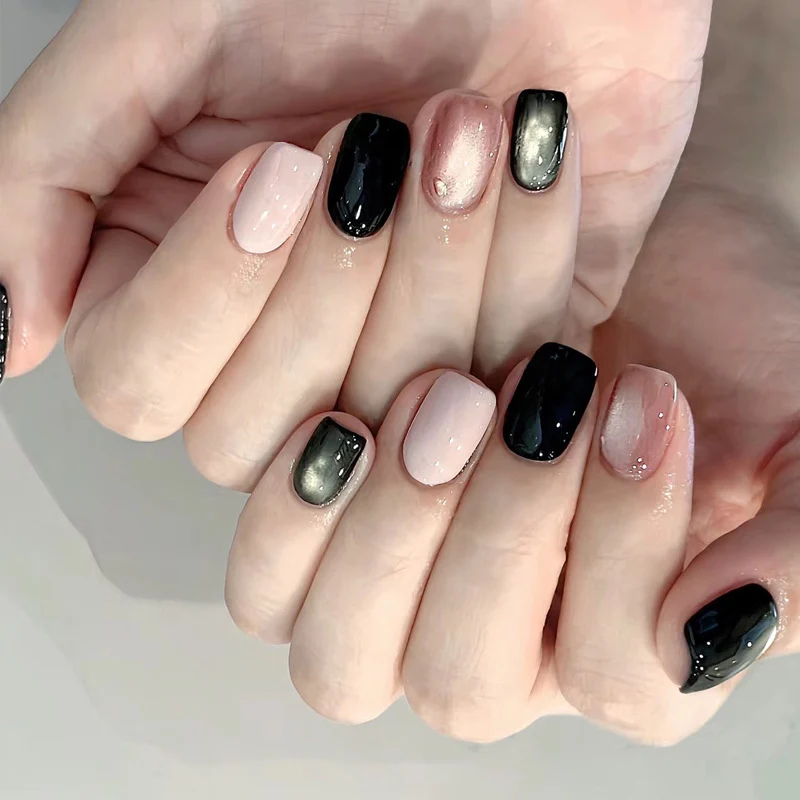 Stylish Press-On Nail Set with Elegant Glitter Accents Stornfield