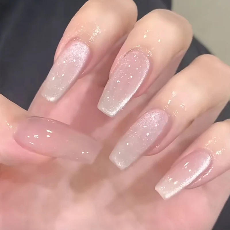 Stylish Press-On Nail Set with Elegant Floral Accents Stornfield