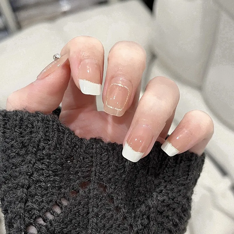 Stylish Press-On Nail Set with Elegant Floral Accents Stornfield