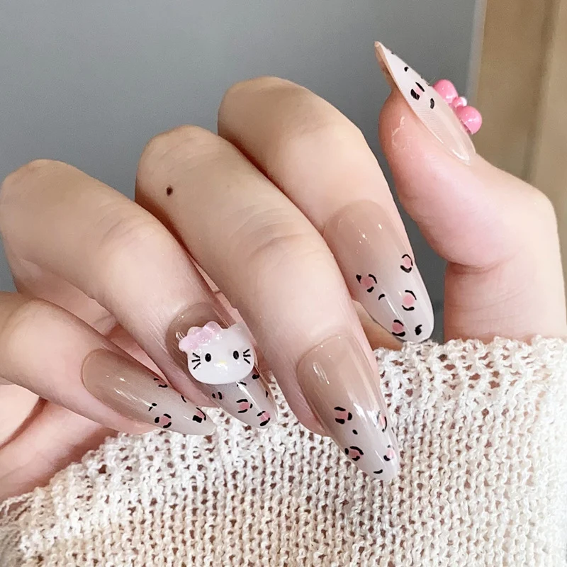 Stylish Press-On Nail Set with Artistic Leopard Design Stornfield